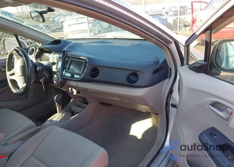 2010 Honda Insight Ex from USA, damaged, VIN JHMZE2H77AS017212